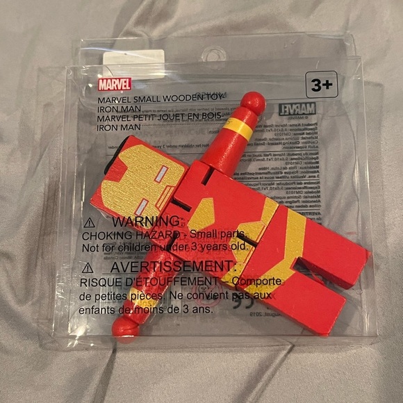 NWT Miniso marvel mini iron man wooden figure cute toy keychain - Picture 3 of 5